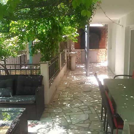 Pavlic 2 Apartman Omiš Kültér fotó