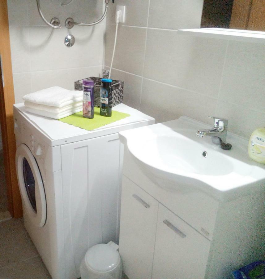 Pavlic 2 Apartman Omiš Kültér fotó