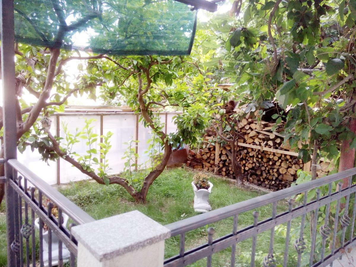Pavlic 2 Apartman Omiš Kültér fotó